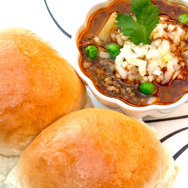 Kheema Pav